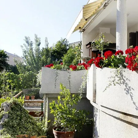 Fila-2 By Interhome *