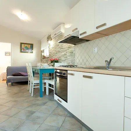 Fila-2 By Interhome Apartamento *