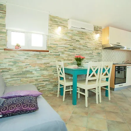 Apartamento Fila-2 By Interhome